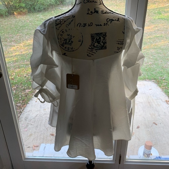 M Love Top Size Small NWT - Picture 3 of 6